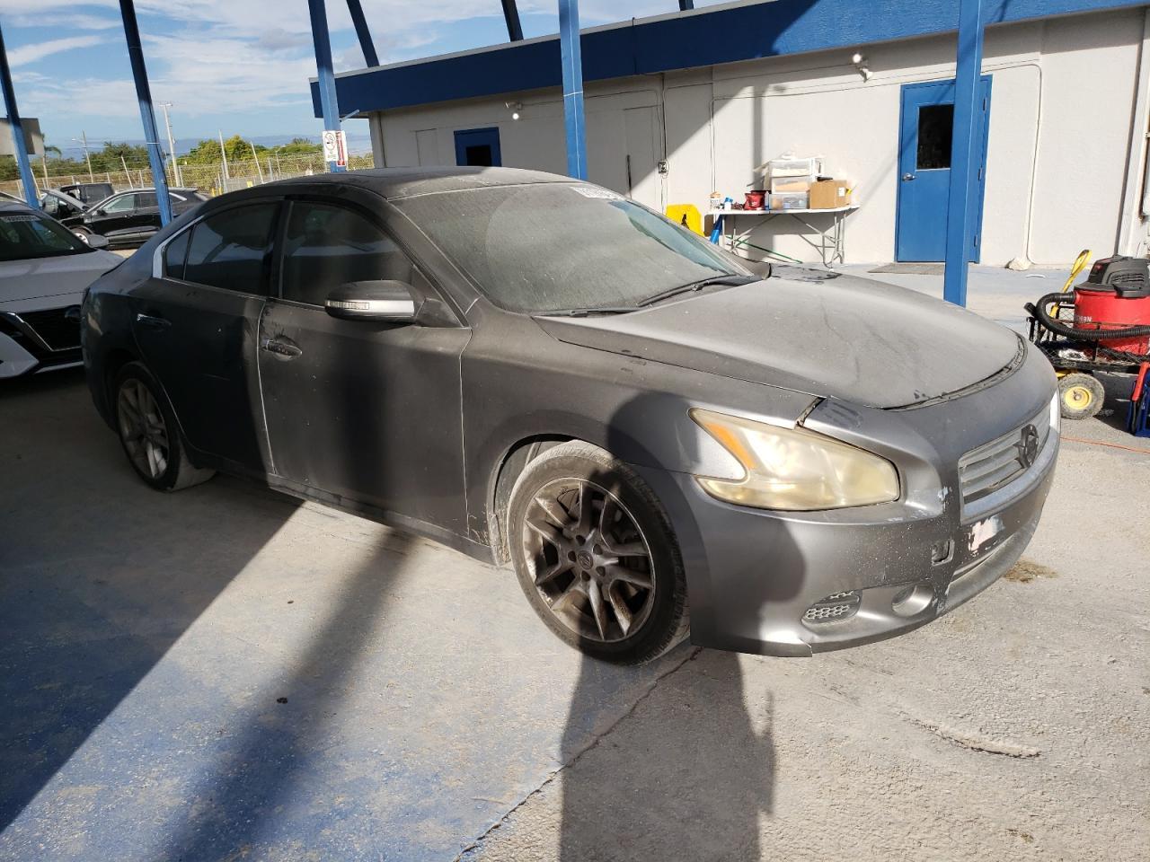 2014 NISSAN Maxima