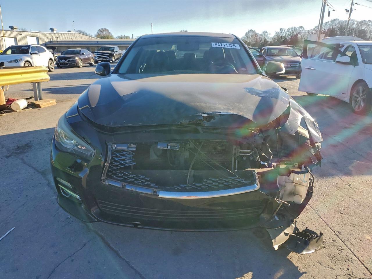 2014 INFINITI Q50