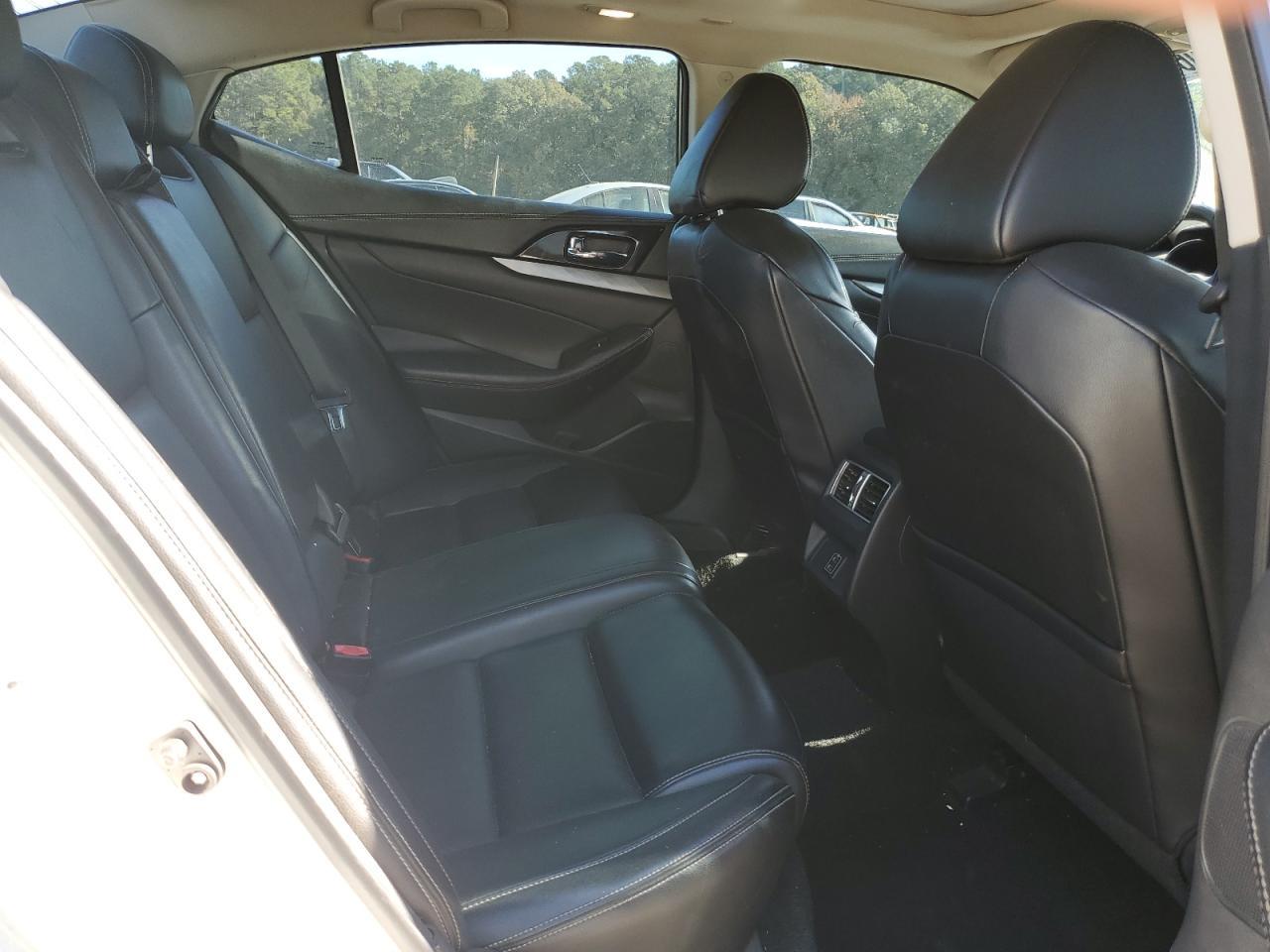 2018 NISSAN Maxima