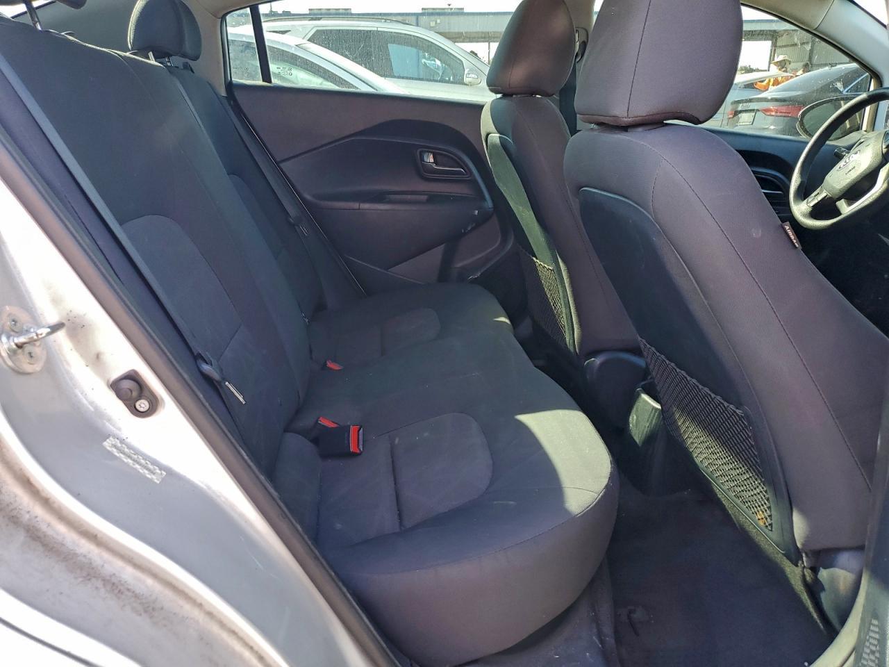 2014 KIA RIO