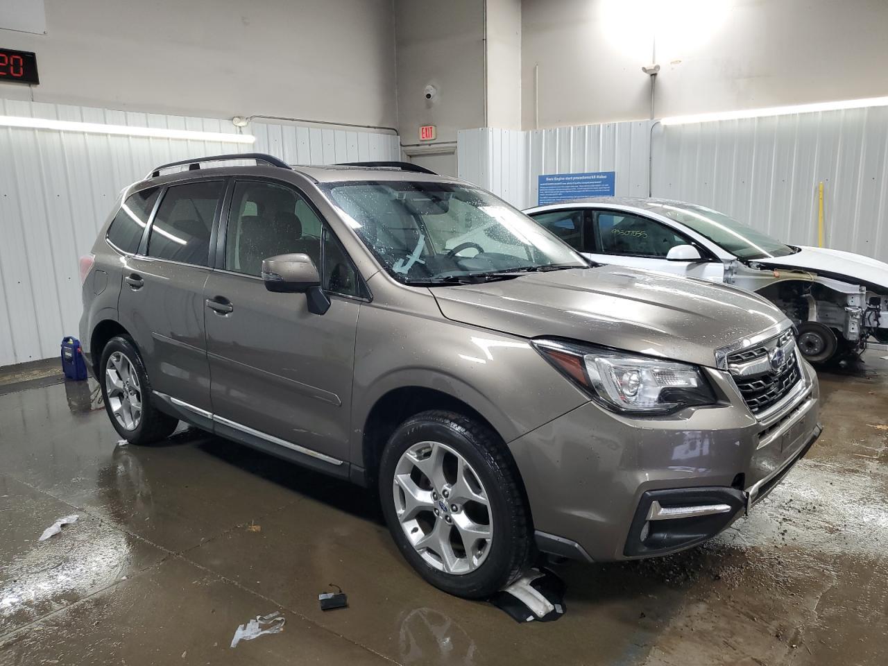 2018 SUBARU FORESTER