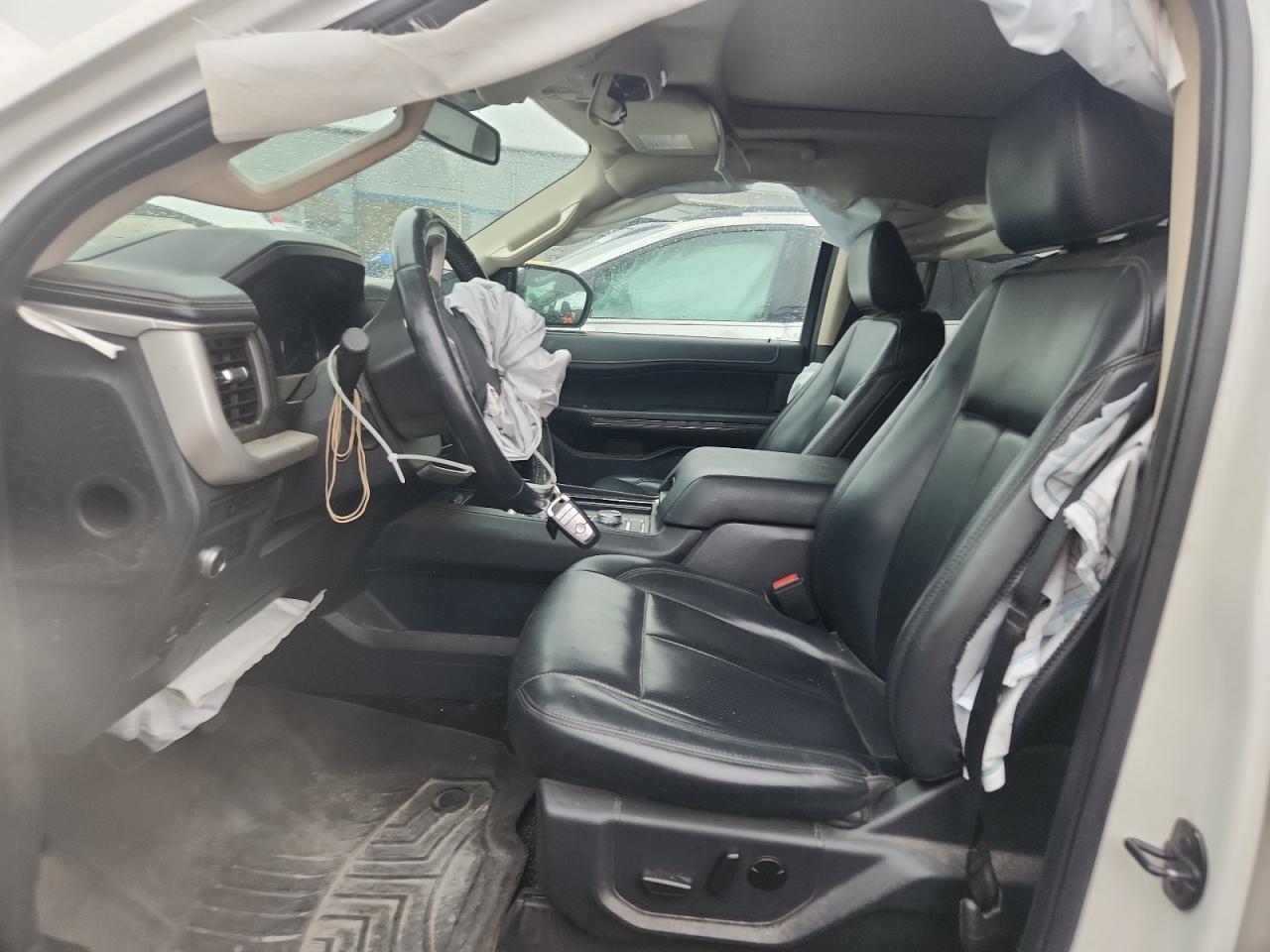 2022 FORD Expedition
