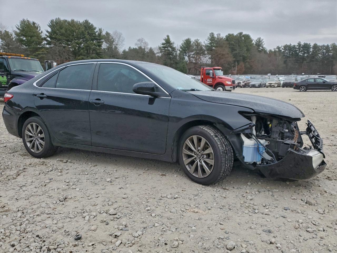 2016 TOYOTA CAMRY