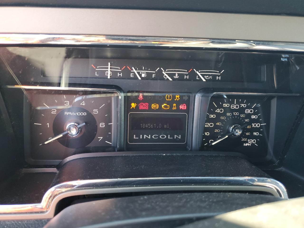 2014 LINCOLN Navigator