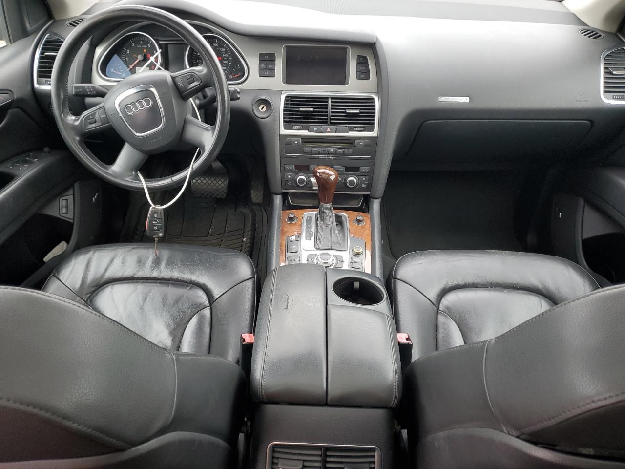 2009 AUDI Q7