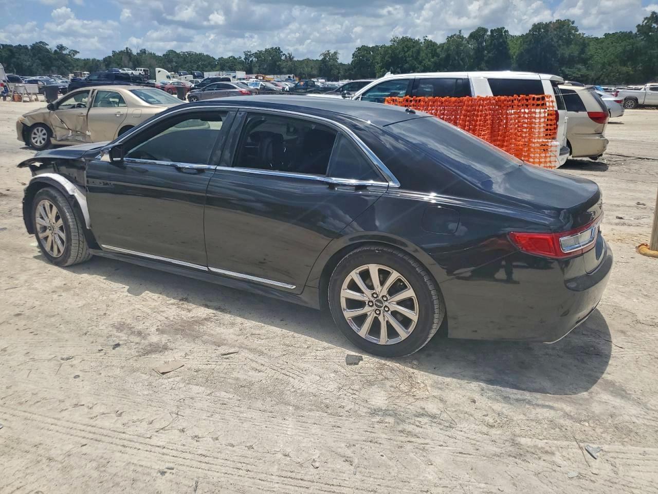 2017 LINCOLN Continental