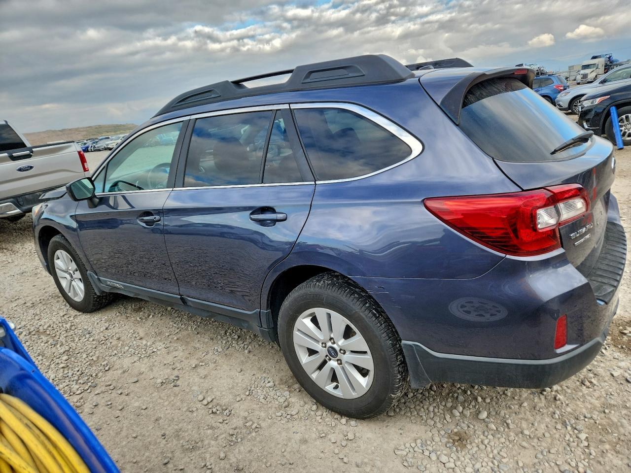 2015 SUBARU Outback