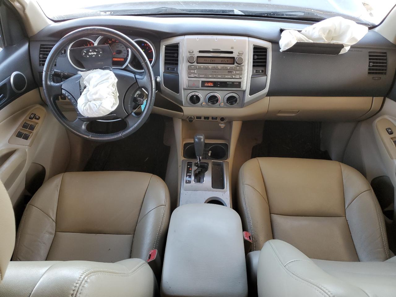 2011 TOYOTA TACOMA
