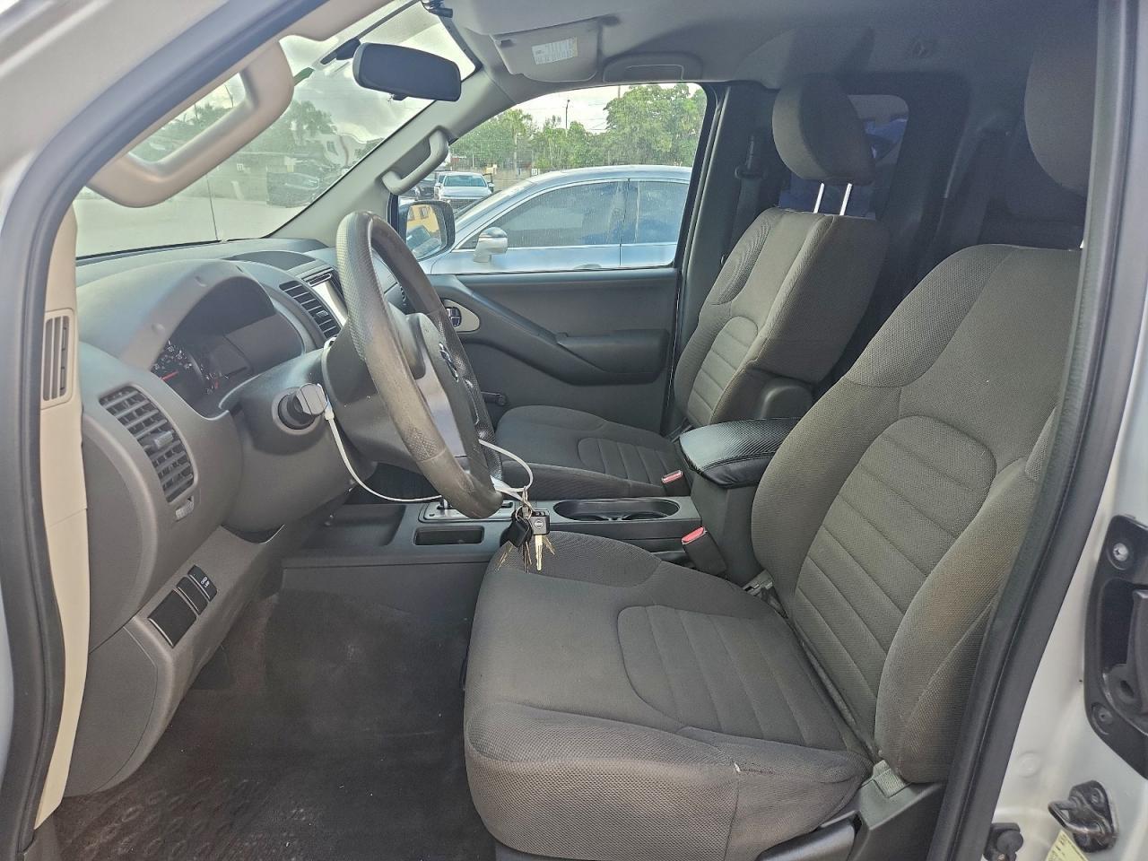 2012 NISSAN Frontier
