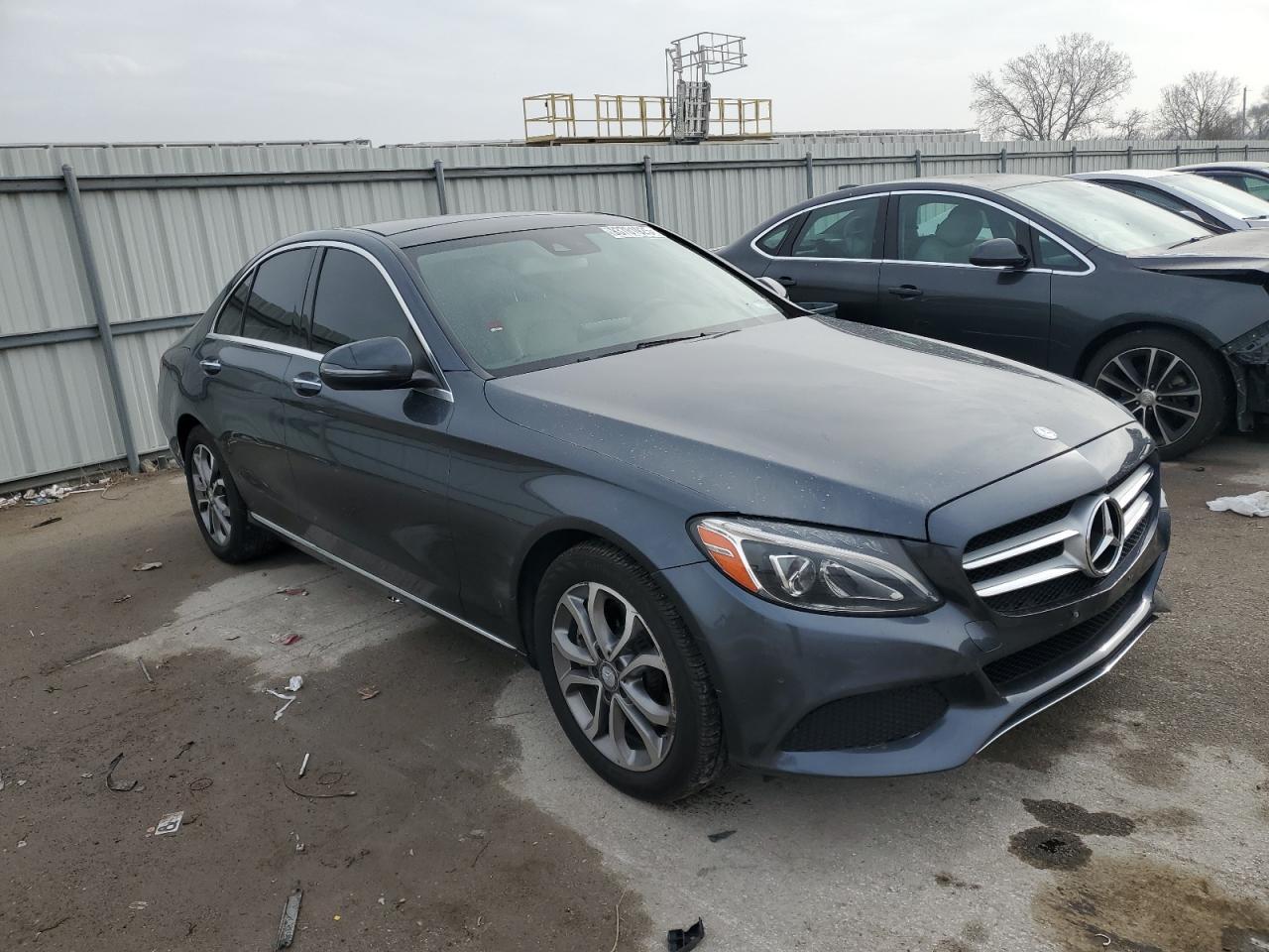 2016 MERCEDES-BENZ C-CLASS