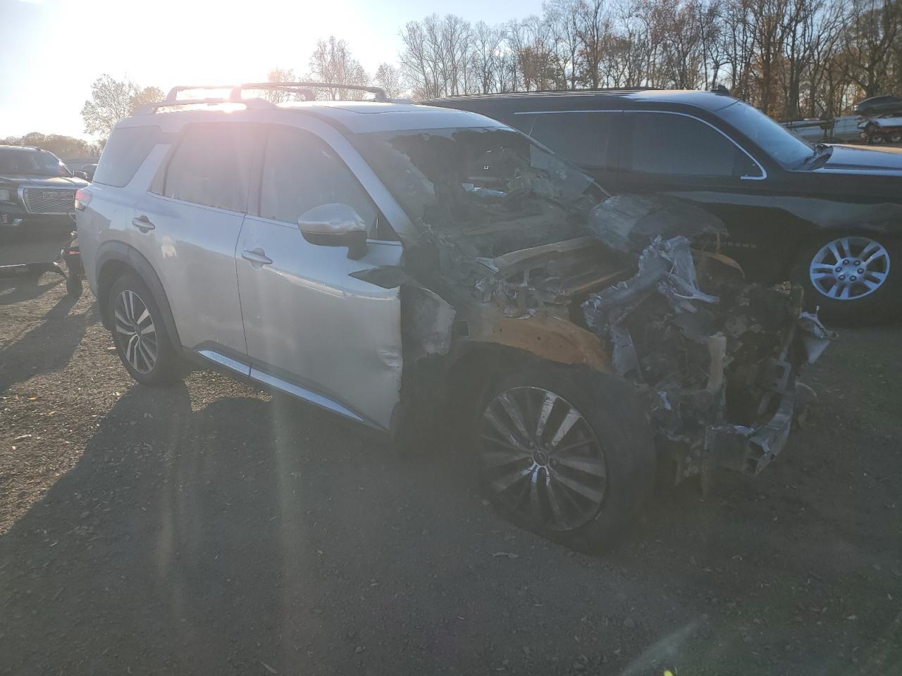 2022 NISSAN PATHFINDER