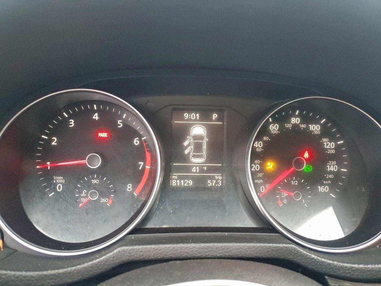 2017 VOLKSWAGEN Passat
