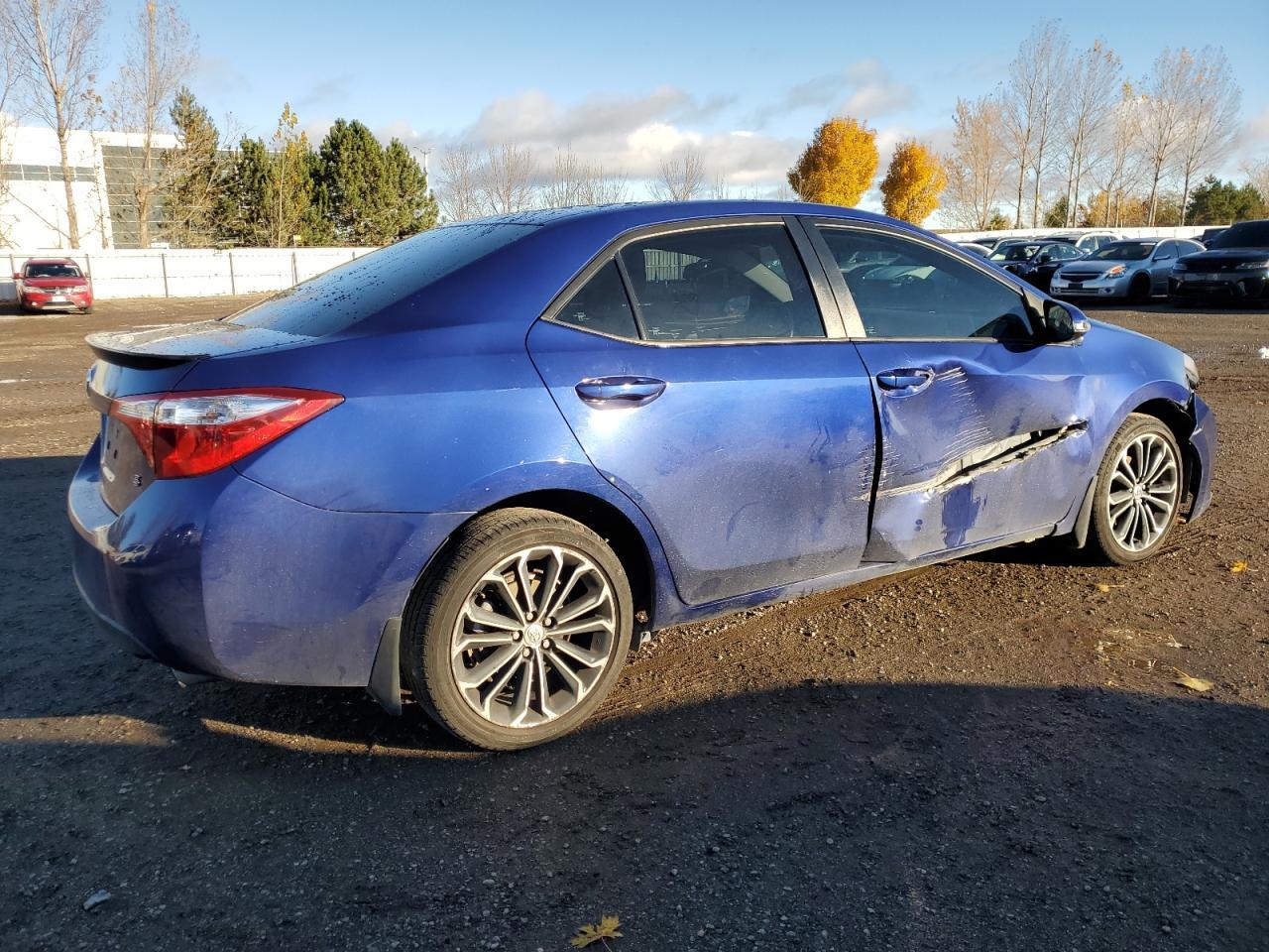 2015 TOYOTA COROLLA