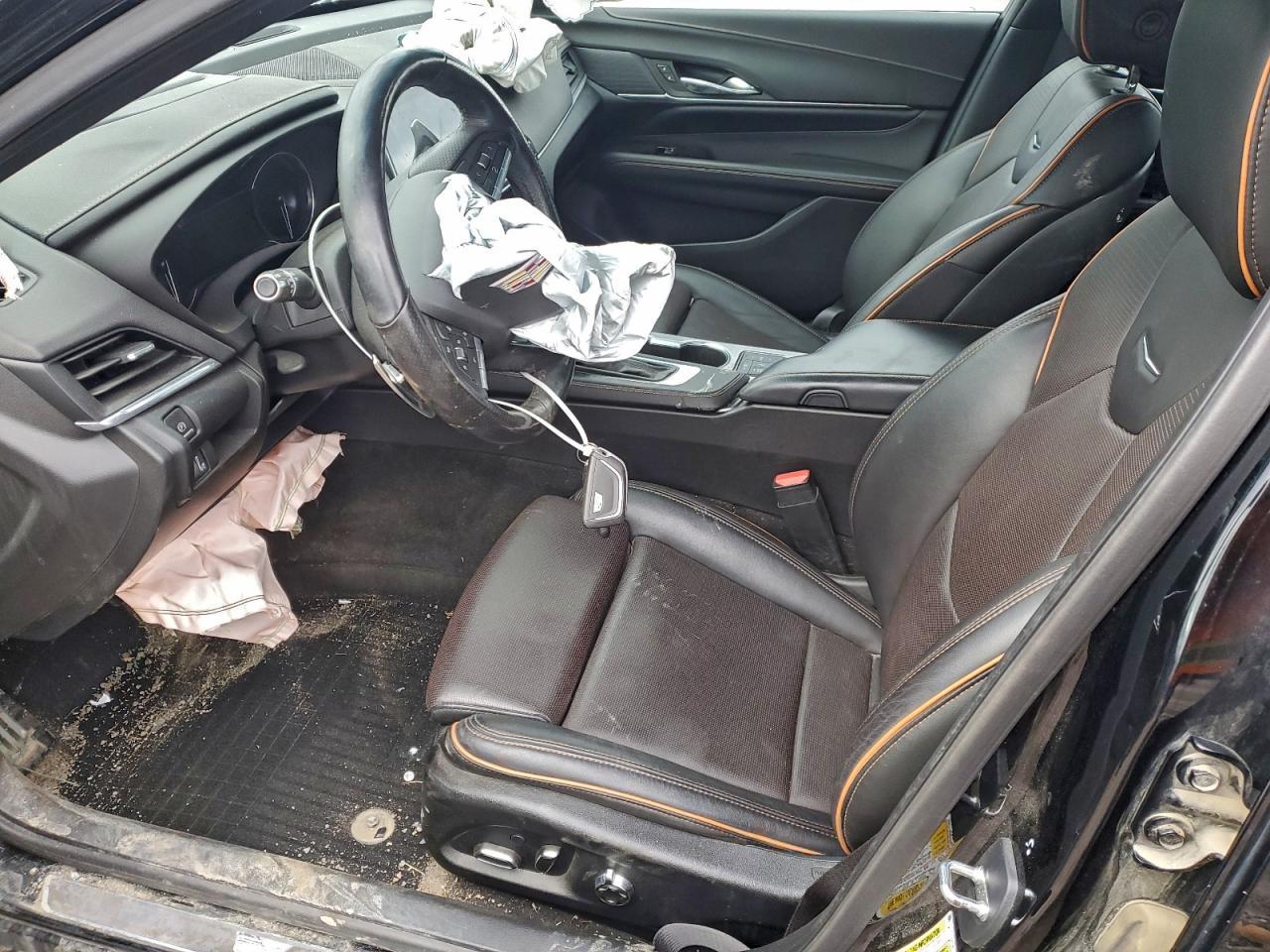 2021 CADILLAC CT4