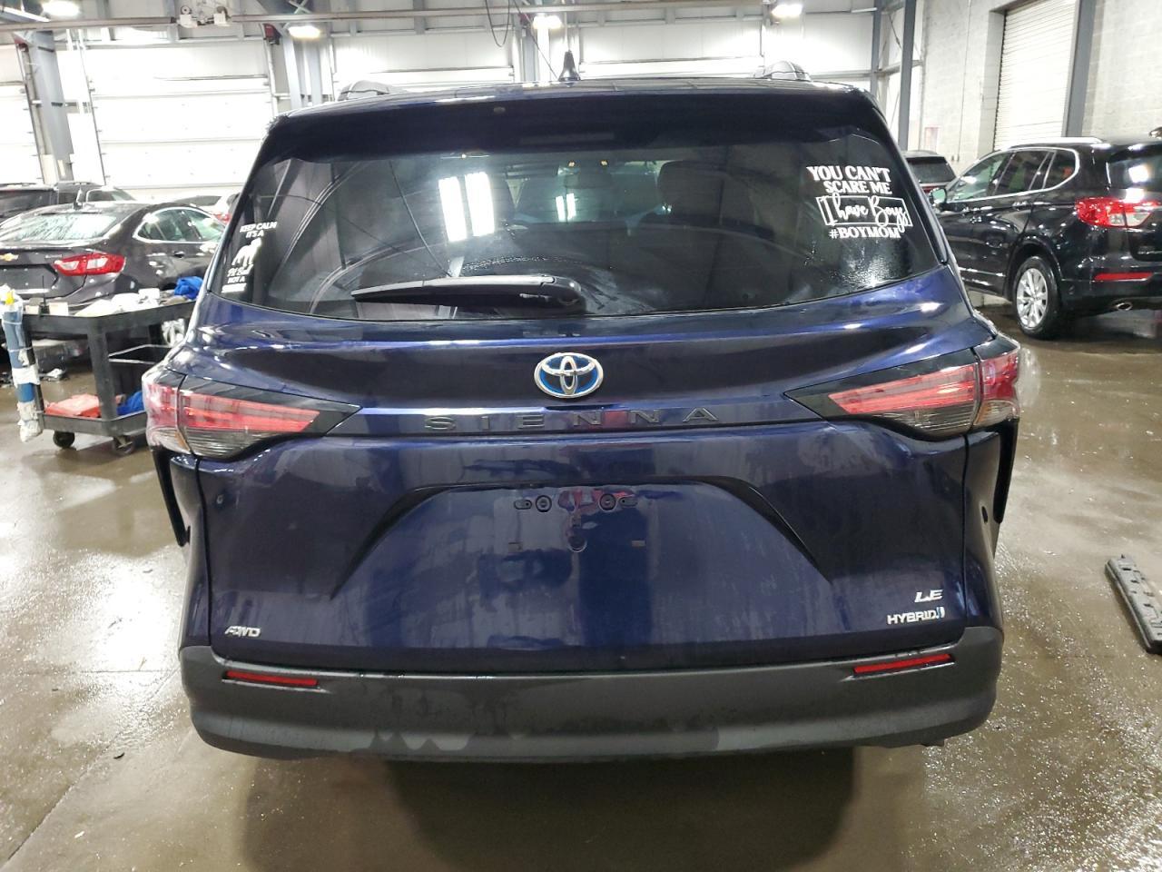 2022 TOYOTA SIENNA