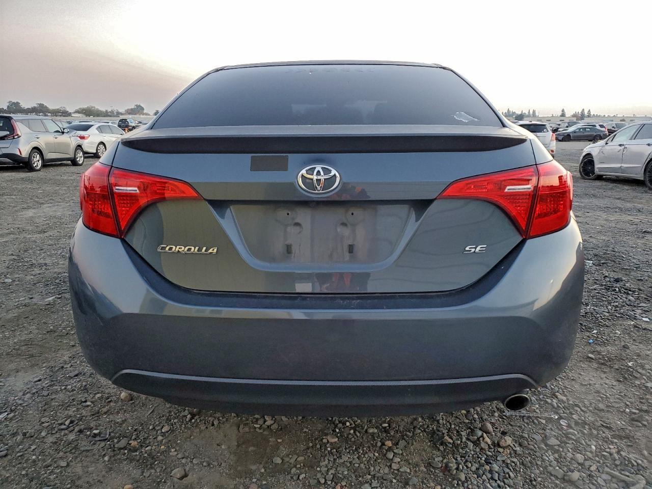 2018 TOYOTA COROLLA