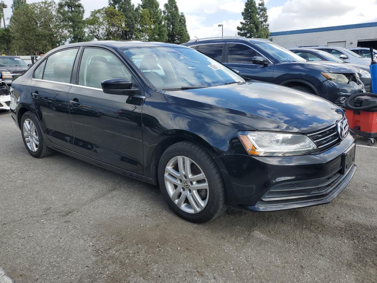 2017 VOLKSWAGEN JETTA
