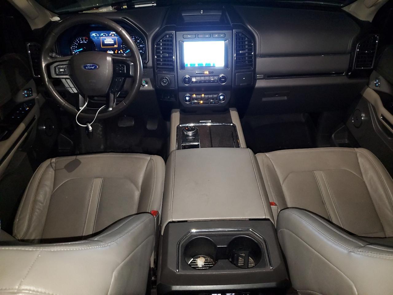 2020 FORD Expedition
