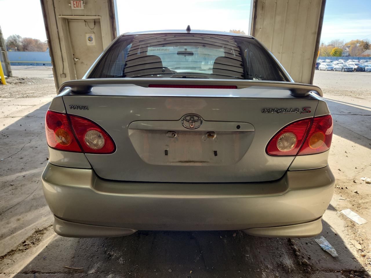 2004 TOYOTA COROLLA
