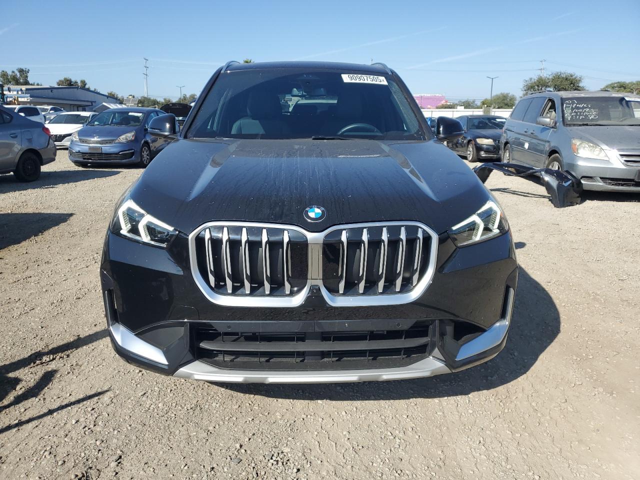 2025 BMW X1