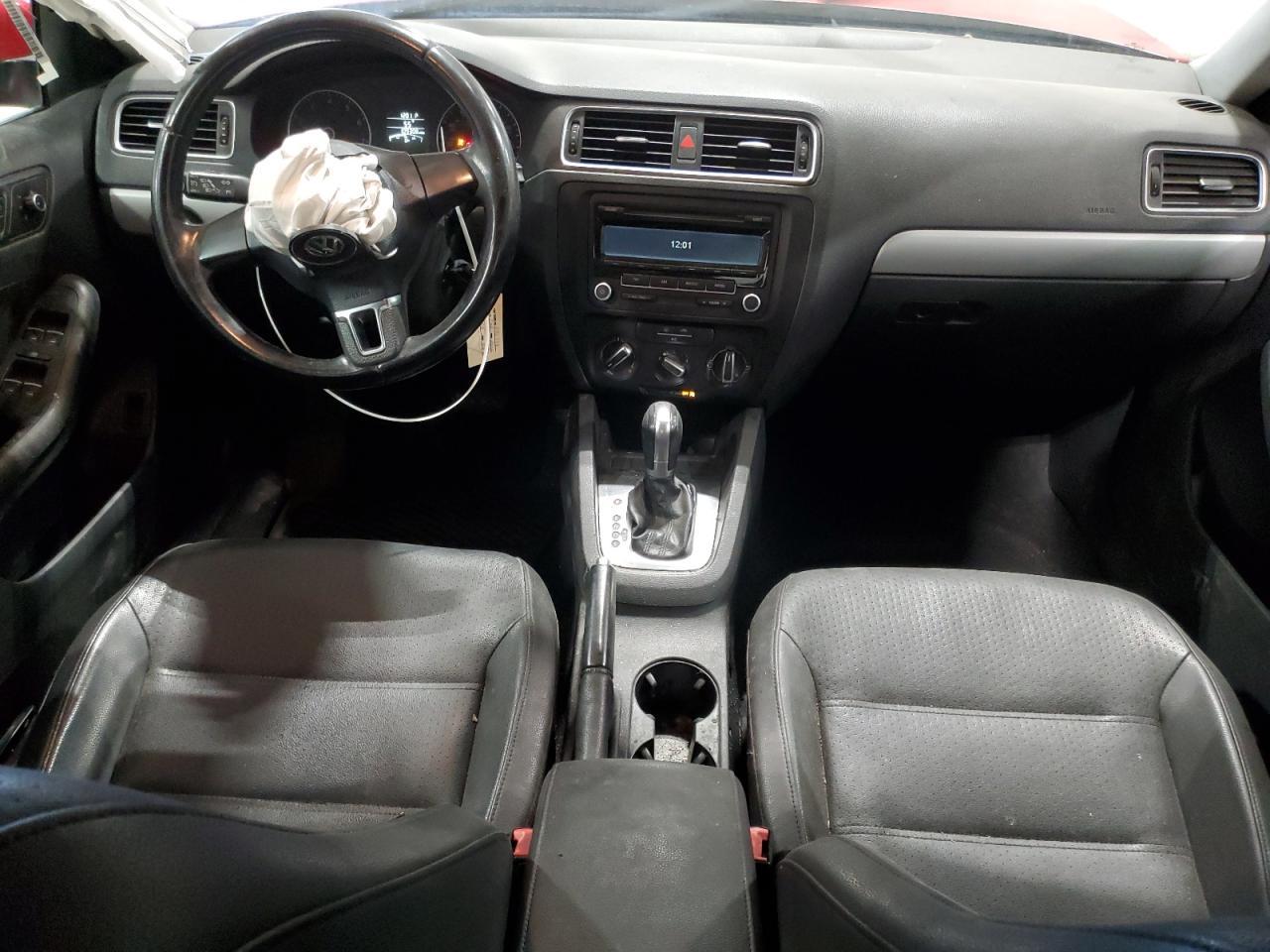 2013 VOLKSWAGEN JETTA