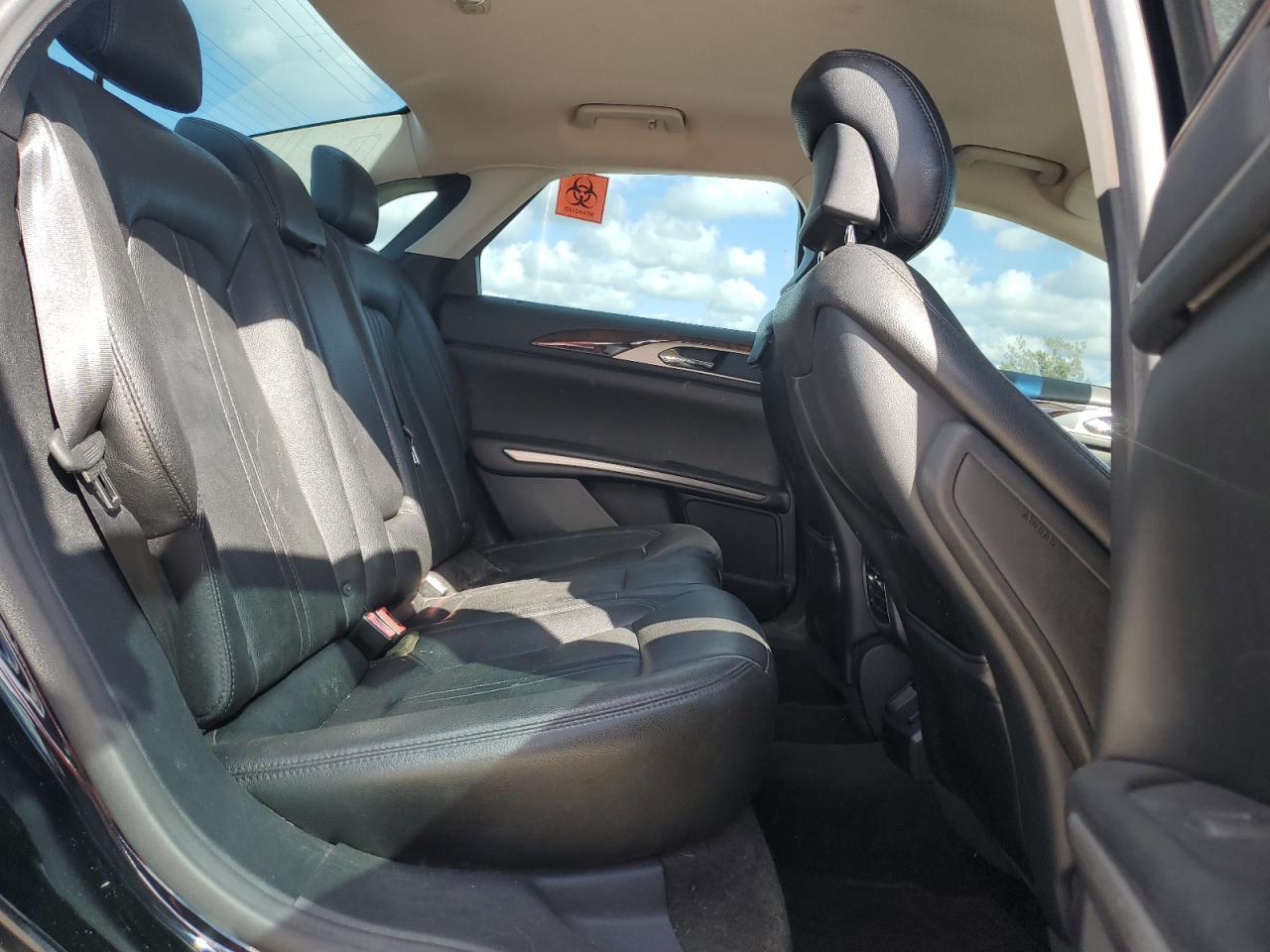 2016 LINCOLN MKZ