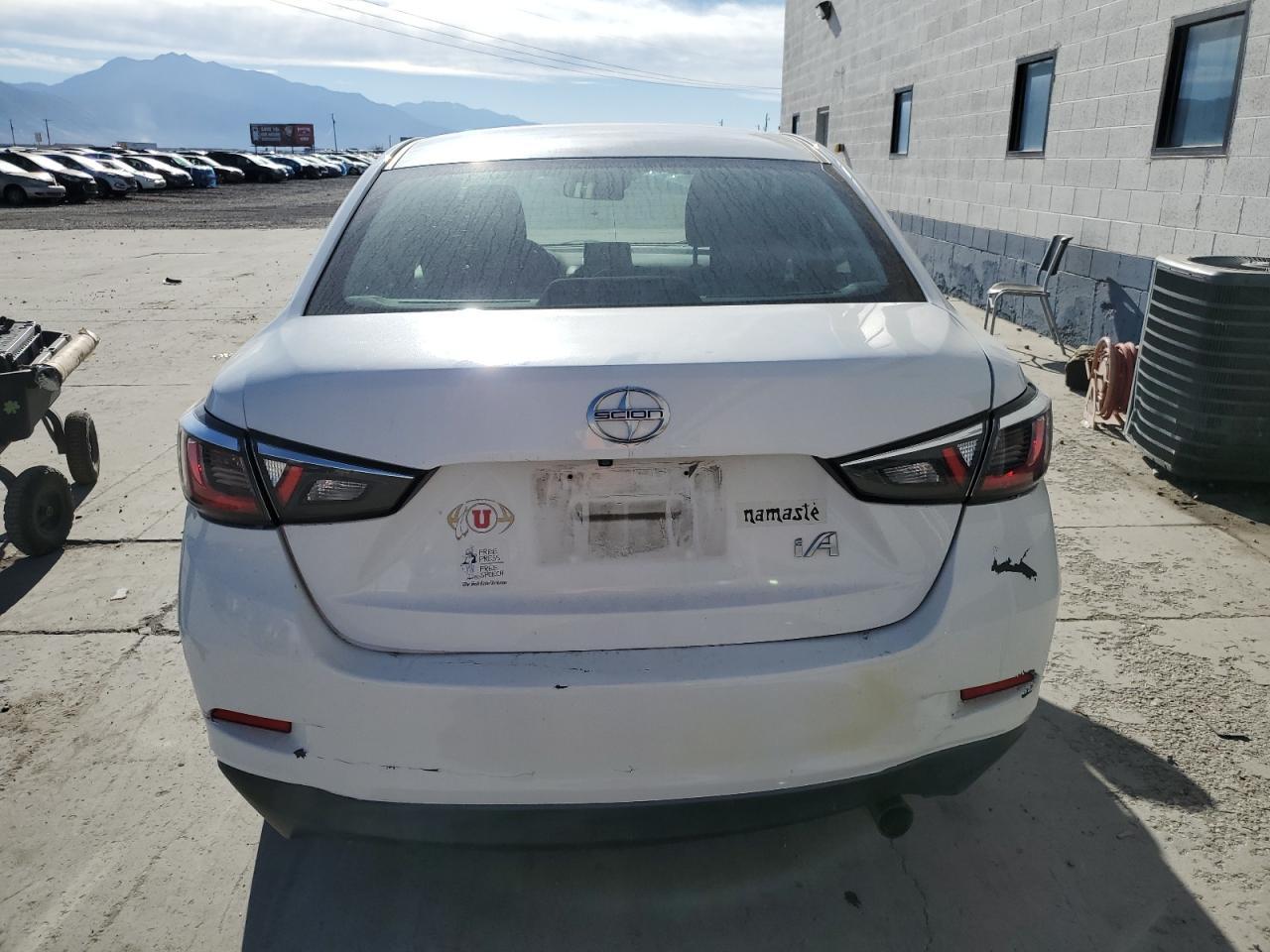 2016 TOYOTA SCION