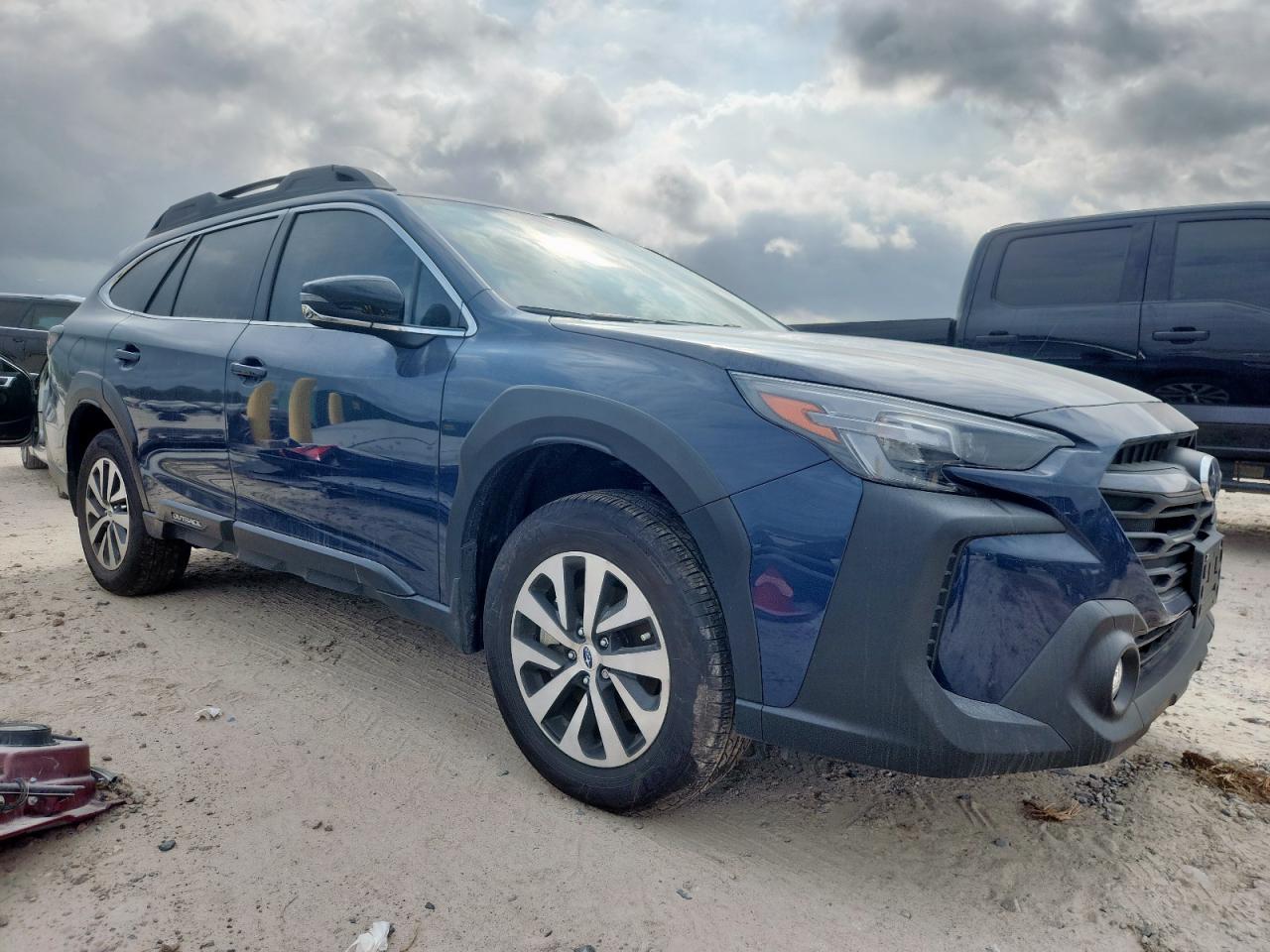2025 SUBARU Outback