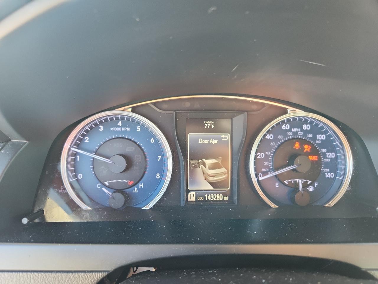2015 TOYOTA CAMRY