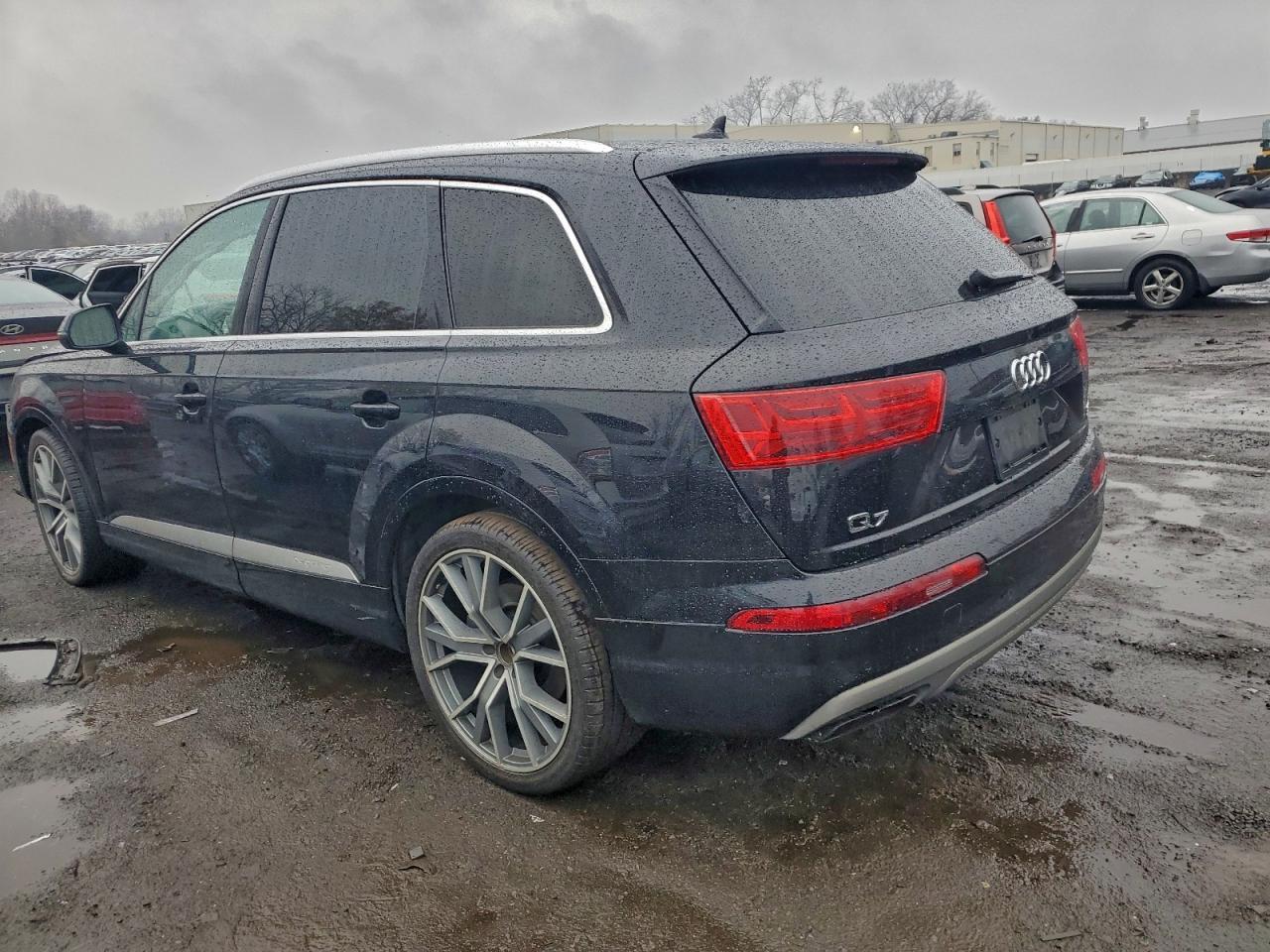 2017 AUDI Q7