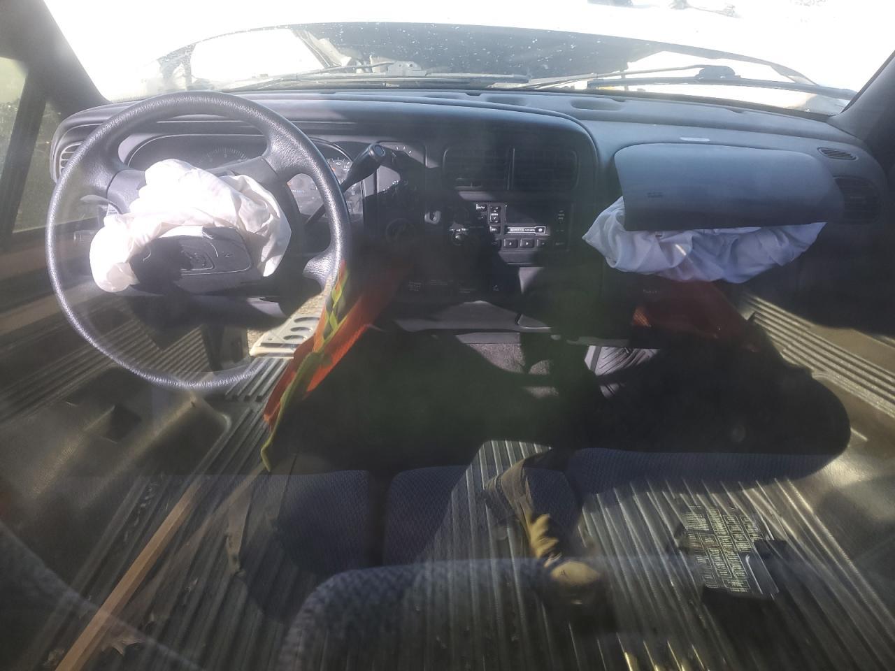 1999 DODGE Dakota