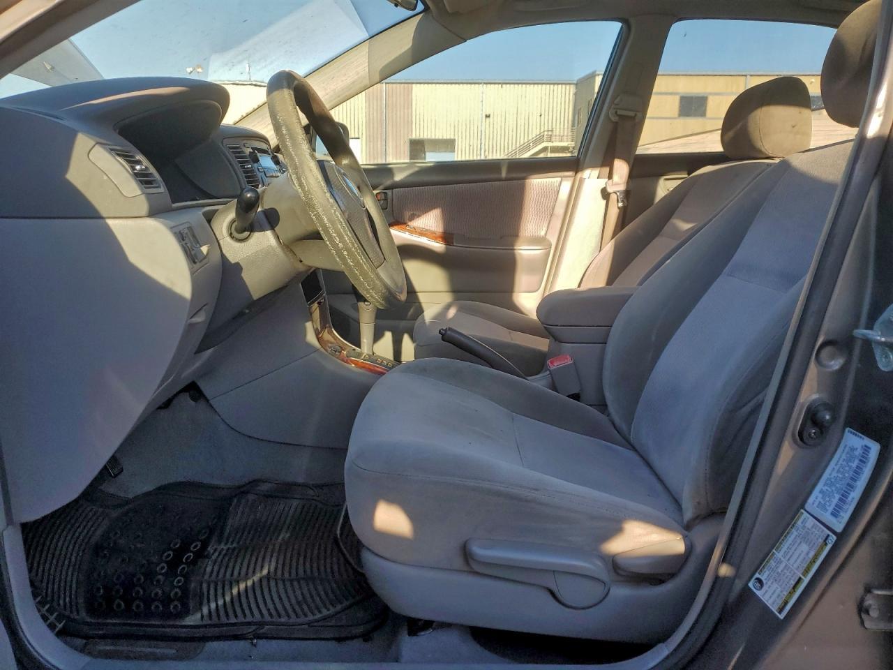 2005 TOYOTA COROLLA