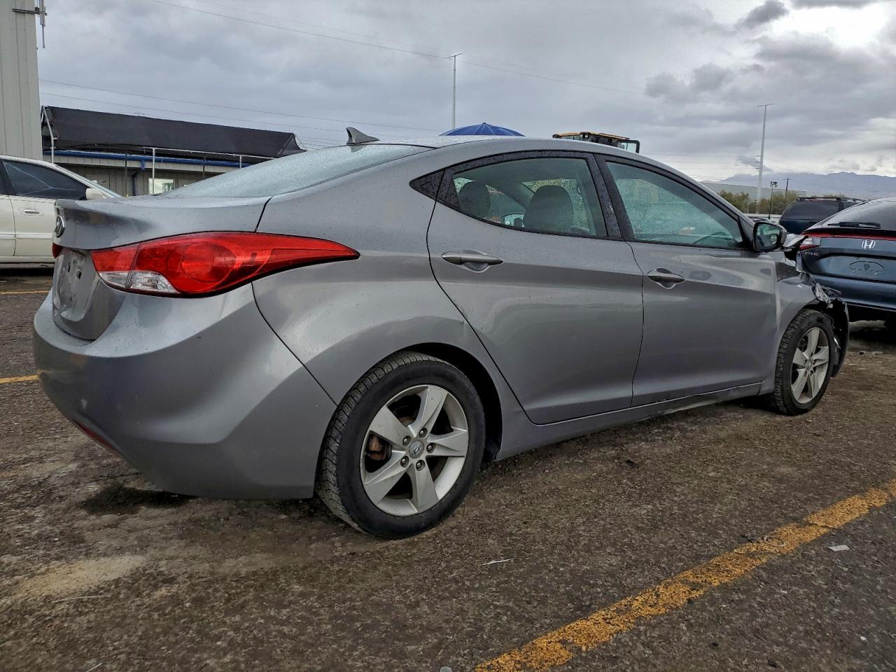 2012 HYUNDAI ELANTRA