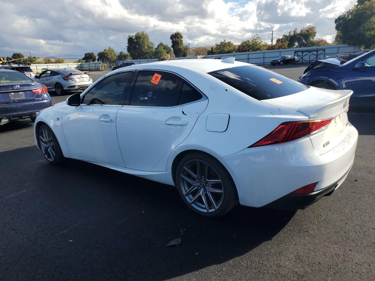 2017 LEXUS IS 200t