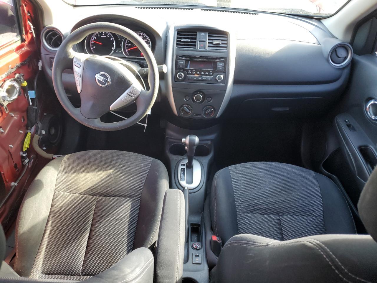 2015 NISSAN VERSA
