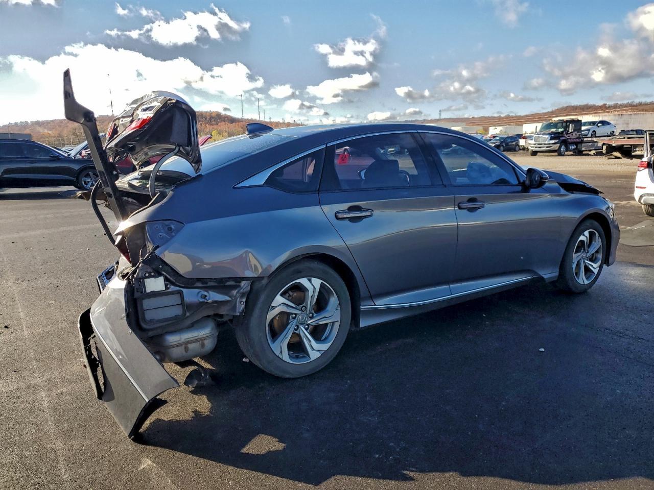 2018 HONDA ACCORD