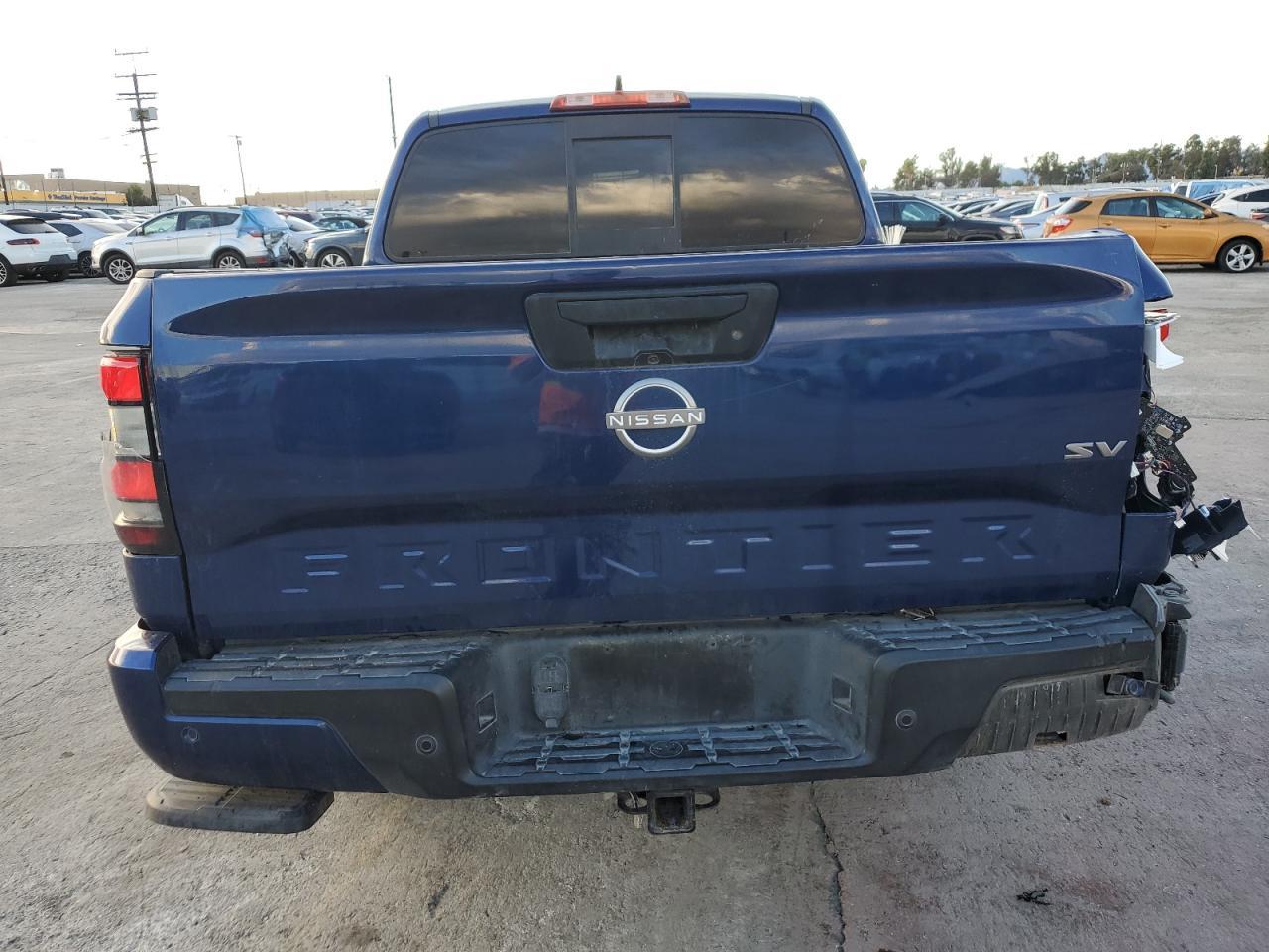 2022 NISSAN Frontier