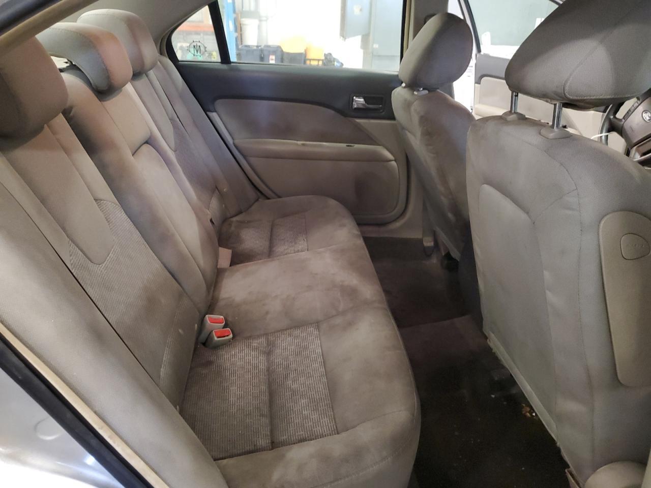 2010 FORD FUSION