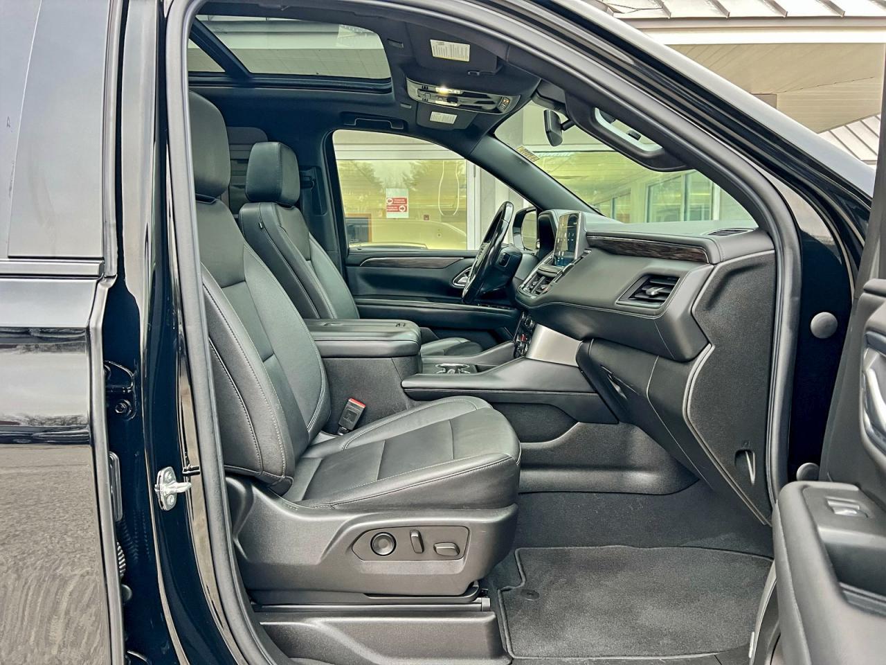 2022 CHEVROLET Suburban