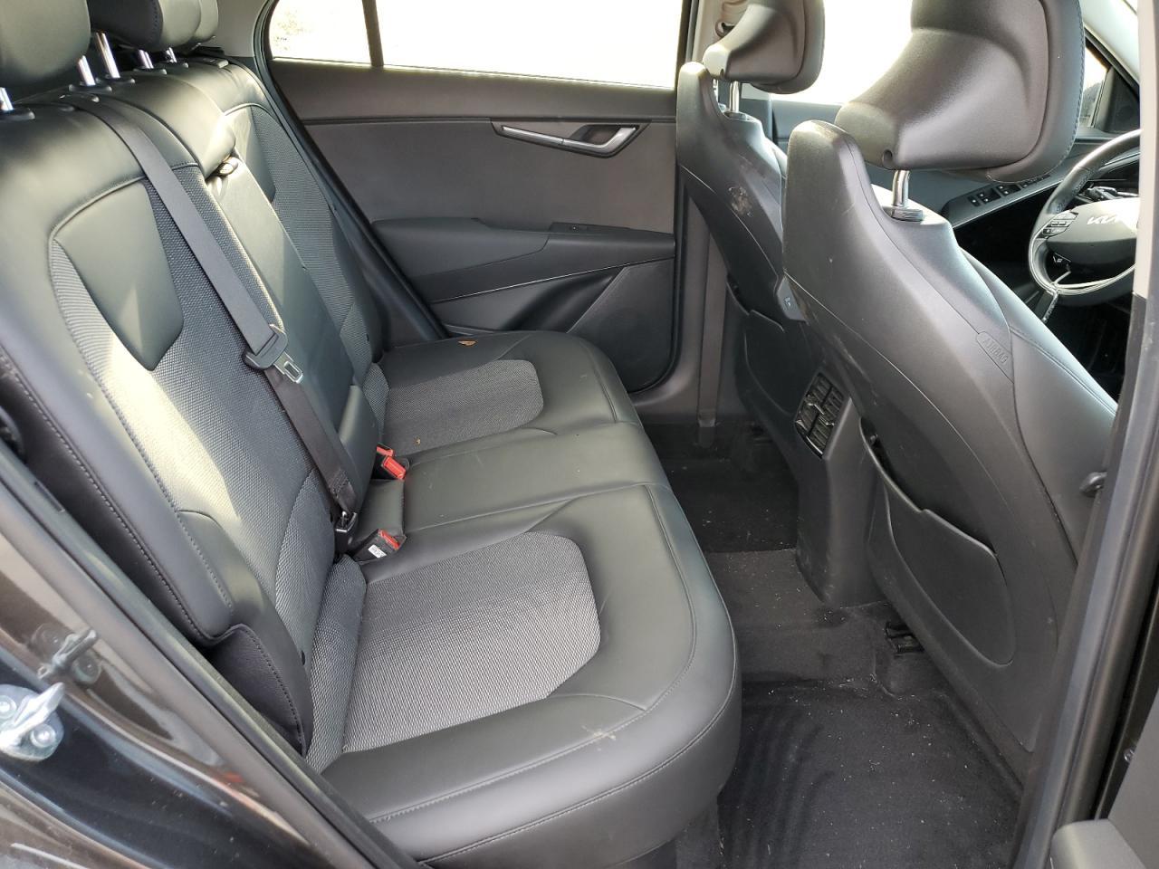 2023 KIA Niro