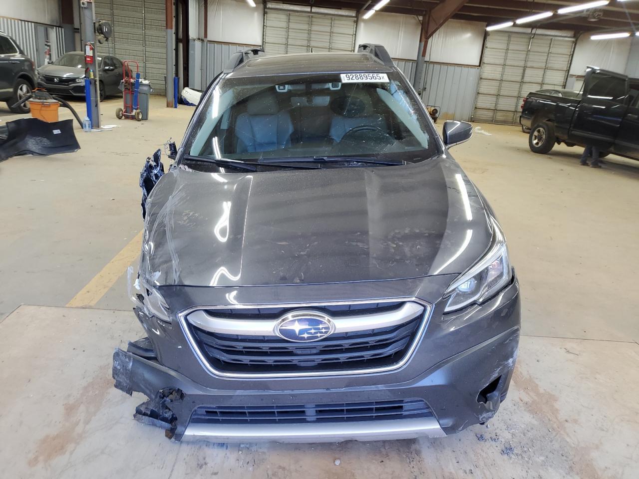 2020 SUBARU Outback