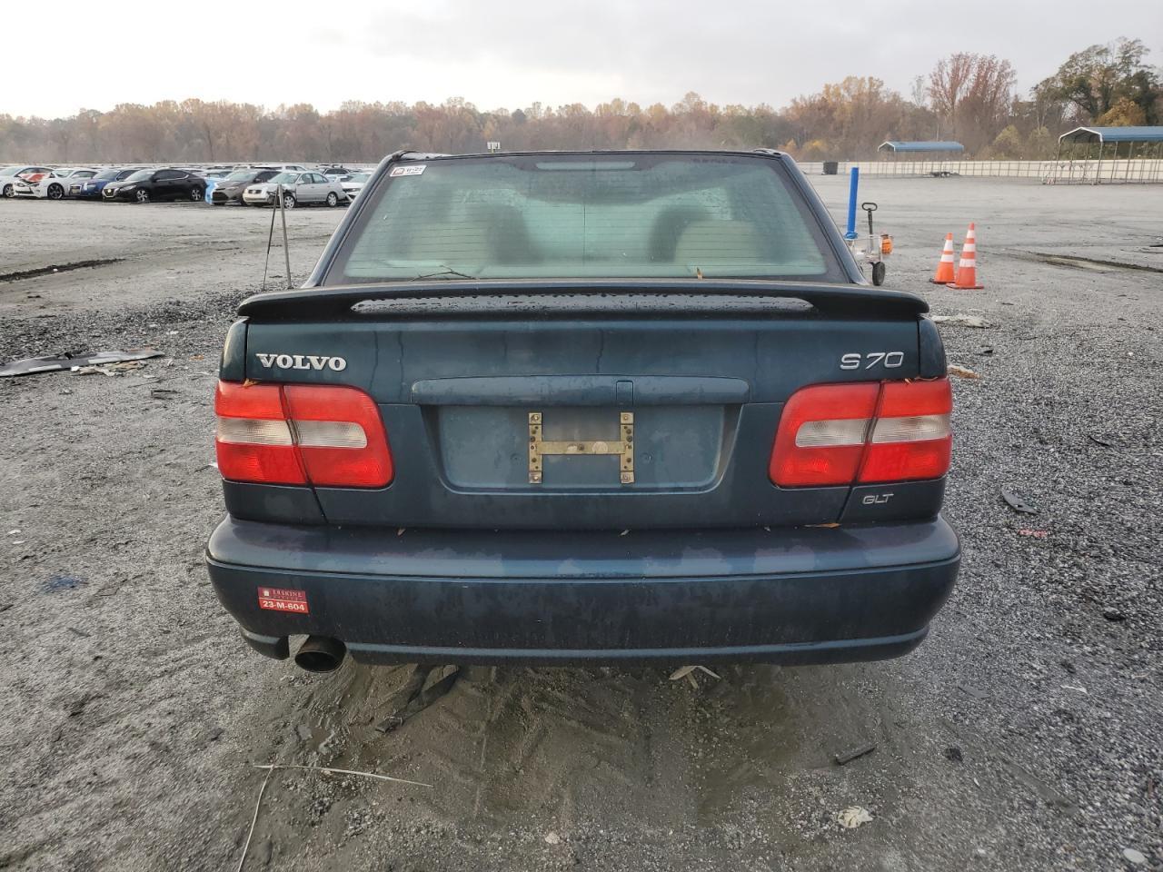 1998 VOLVO S70