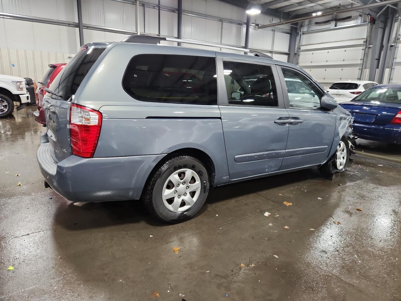 2009 KIA SEDONA