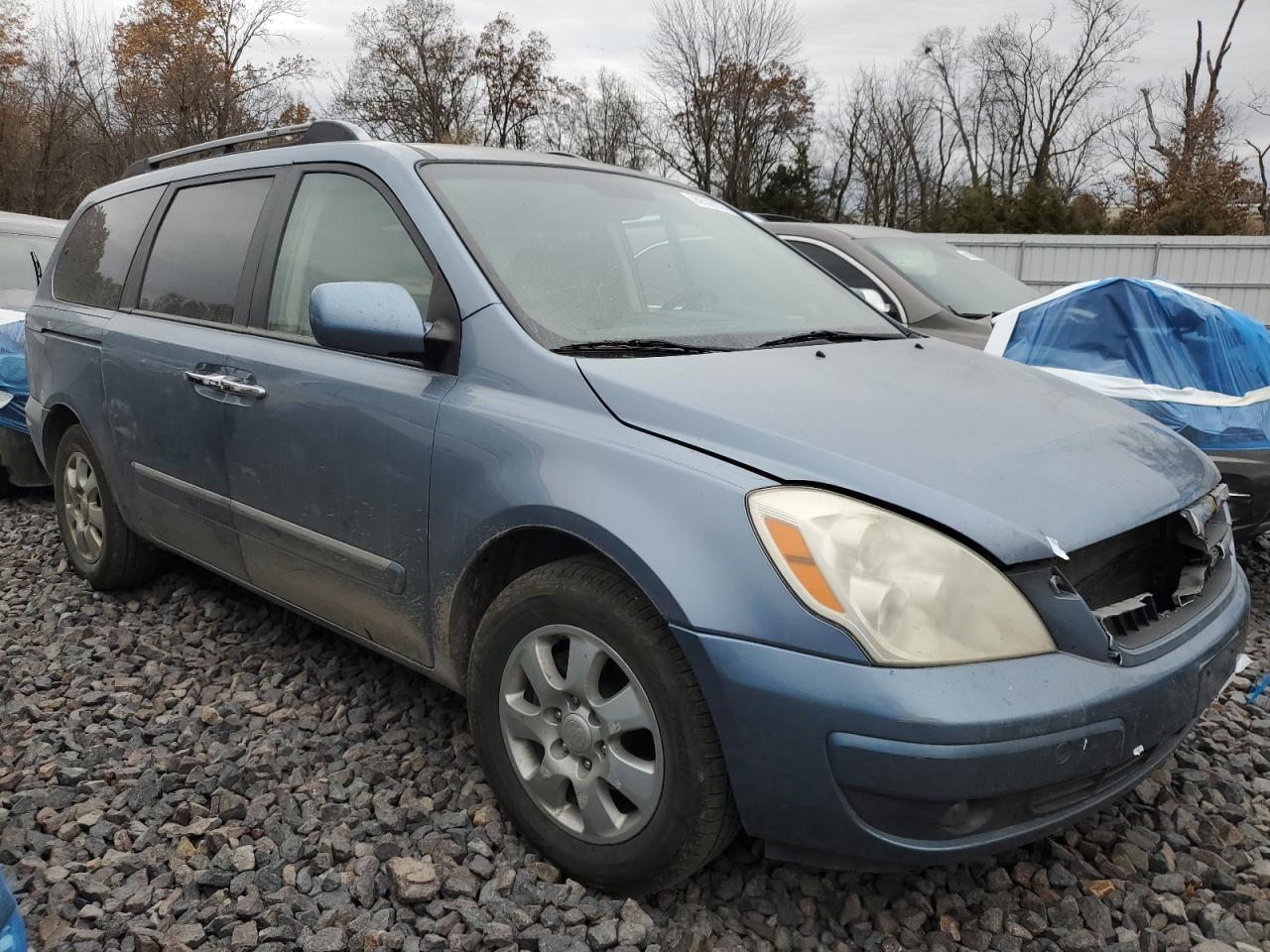 2007 HYUNDAI Entourage