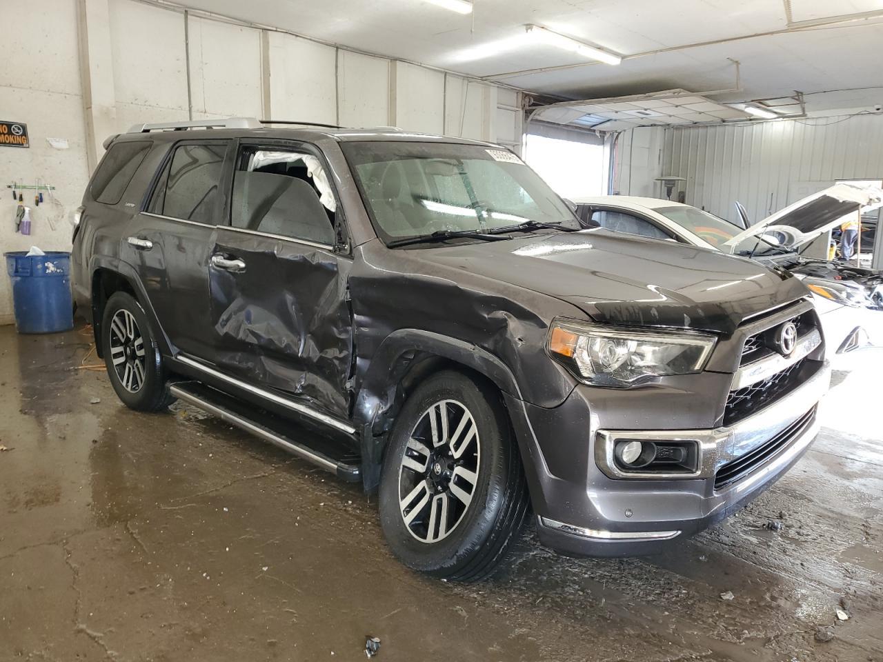 2017 TOYOTA 4Runner