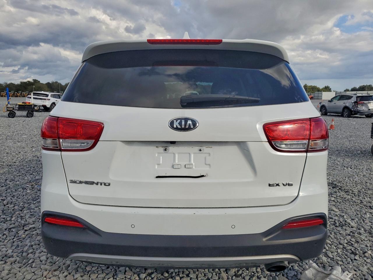 2017 KIA SORENTO