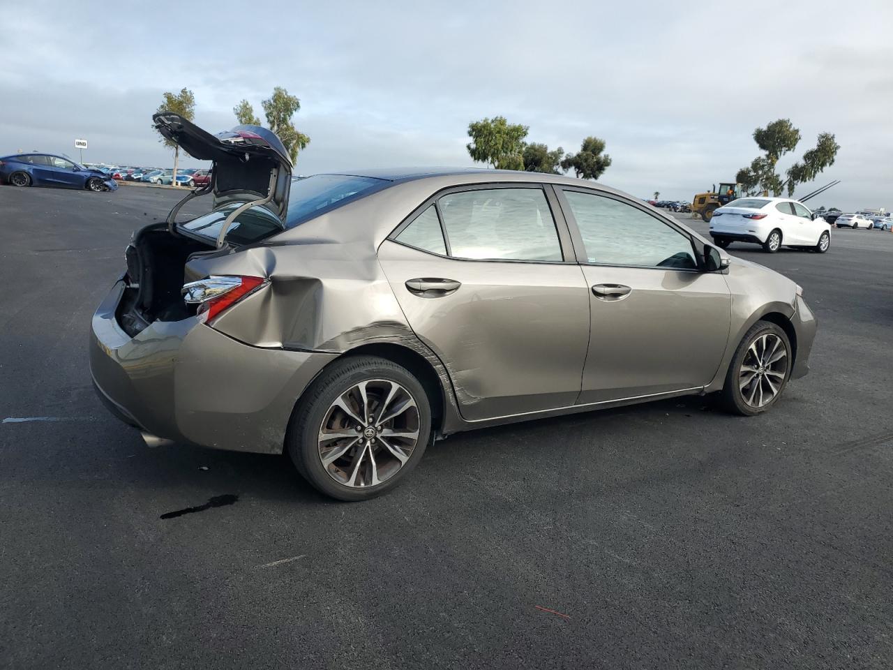 2019 TOYOTA COROLLA