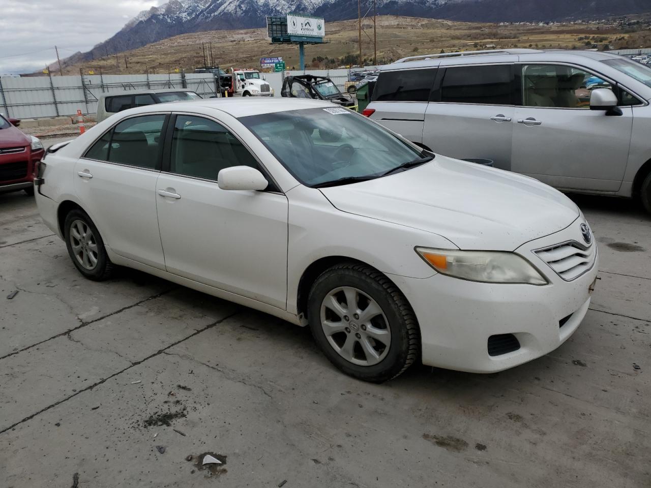 2011 TOYOTA CAMRY