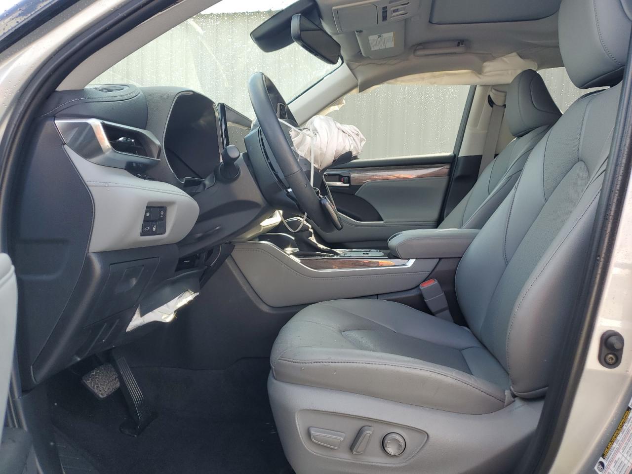 2024 TOYOTA HIGHLANDER