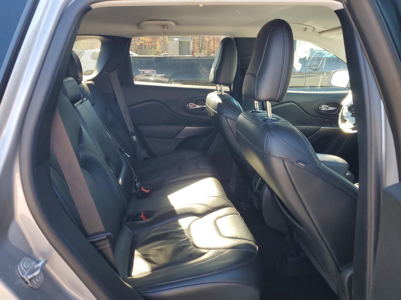 2020 JEEP CHEROKEE